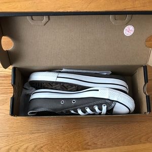 Converse Charcoal (Men’s 5, Women’s 7) NWT